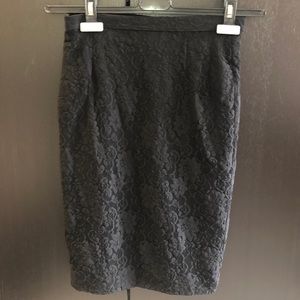 Ladies D&G Lace Skirt